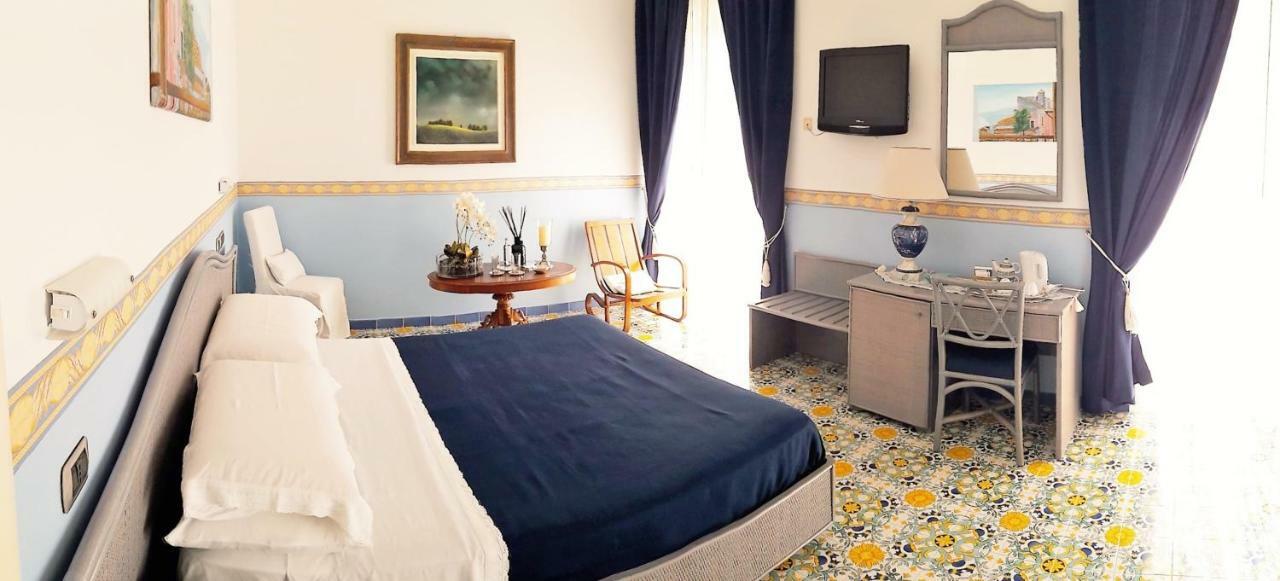 Hotel Stella Maris Casal Velino Kültér fotó